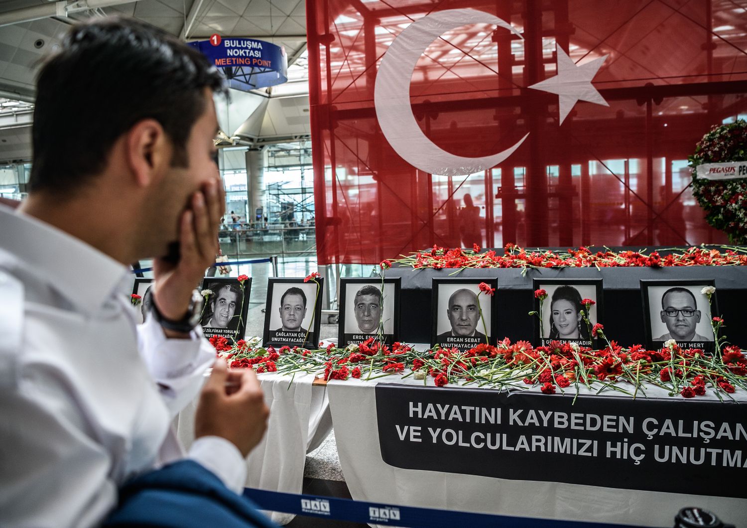 kamikaze a Istanbul strage in aeroporto (Afp)&nbsp;