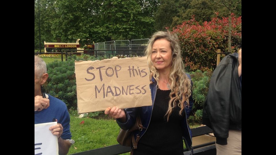 &nbsp;Partita a mezzogiorno ora locale (le 13 in Italia), la marcia andra' da Hyde Park fino al parlamento di Westminster, dove diverse personalita' del mondo della politica, dei sindacati e della cultura terranno i loro discorsi&nbsp;