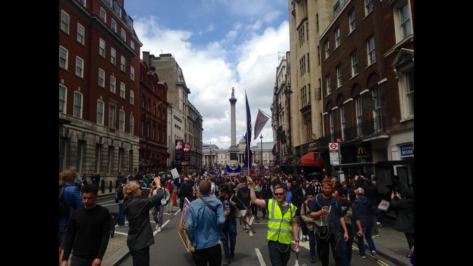 &nbsp;Partita a mezzogiorno ora locale (le 13 in Italia), la marcia andra' da Hyde Park fino al parlamento di Westminster, dove diverse personalita' del mondo della politica, dei sindacati e della cultura terranno i loro discorsi&nbsp;