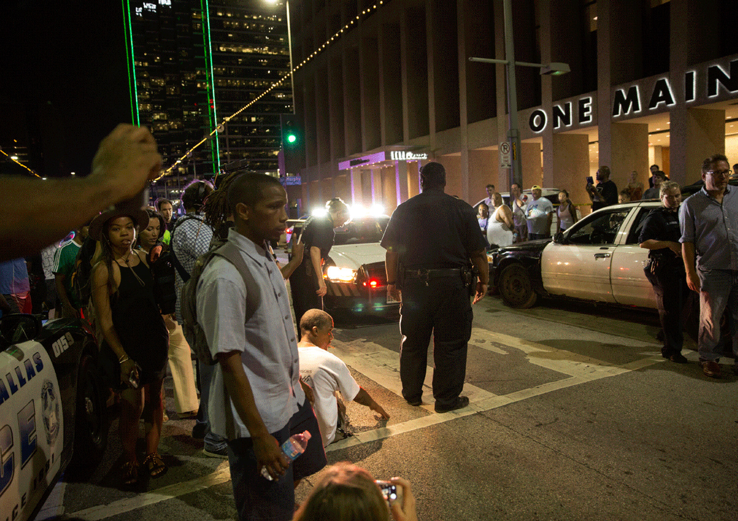Dallas scontri contro violenze della polizia (Afp)&nbsp;