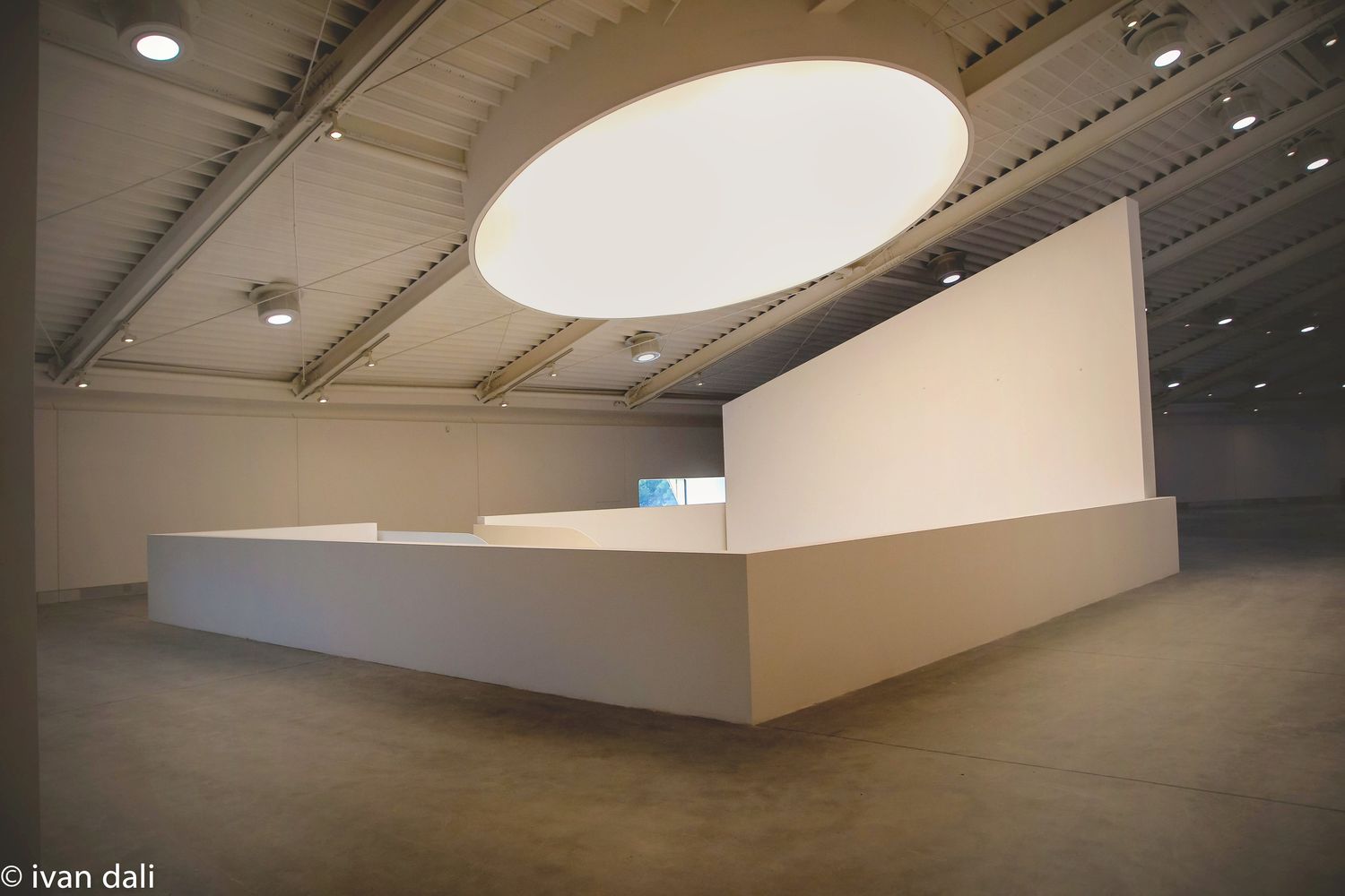 Interno della nuova ala progettata da Maurice Nio. Foto: Ivan D&rsquo;Al&igrave;&nbsp;