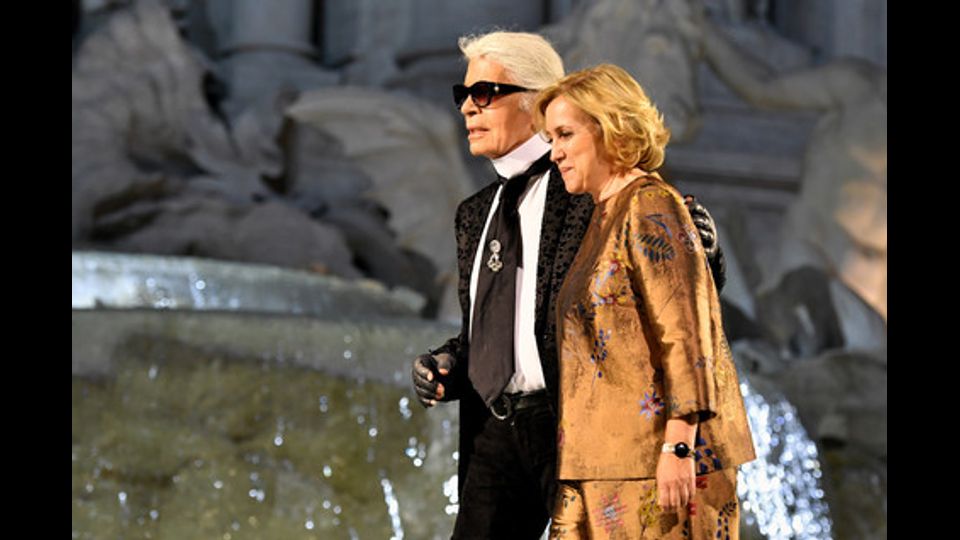 Karl Lagerfeld e Silvia Venturini Fendi (Afp)