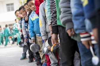 Ogni minuto nel mondo 6 bambini muoiono di fame&nbsp;