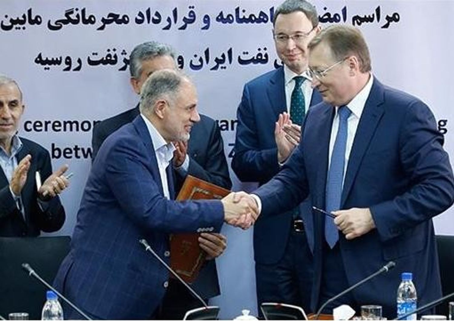 &nbsp;Iran Russia accordo tra Ali Kardor direttore esecutivo di Nioc e Sergey Kudryashov direttore esecutivo di Zarubezhneft - twitter