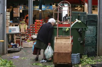 povertà poveri povero povera anziana anziani