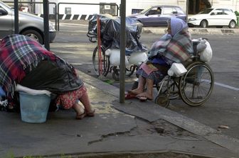 povert&agrave; poveri povero povera barboni senzatetto&nbsp;