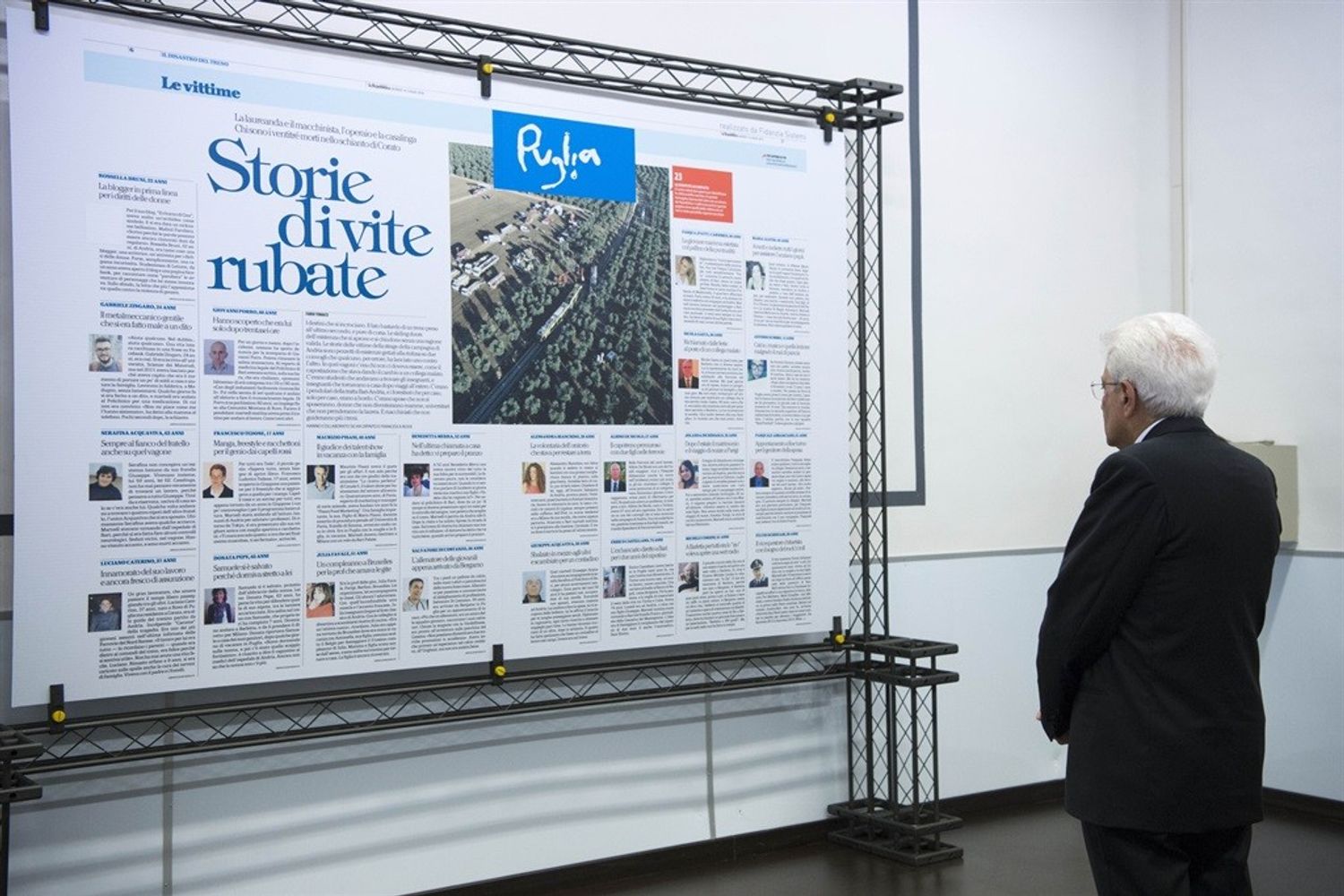 Mattarella omaggia vittime Puglia