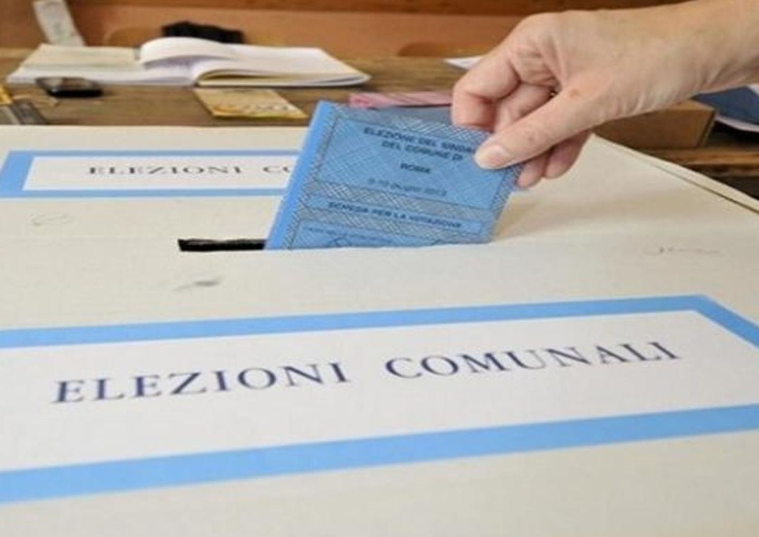 Ballottaggi: giu' affluenza, 47,1%Pd sconfitto a Venezia e Arezzo