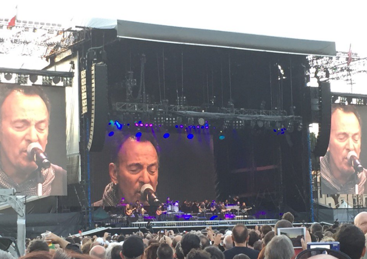 L&#39;energia di Springsteen in un Circo Massimo blindato