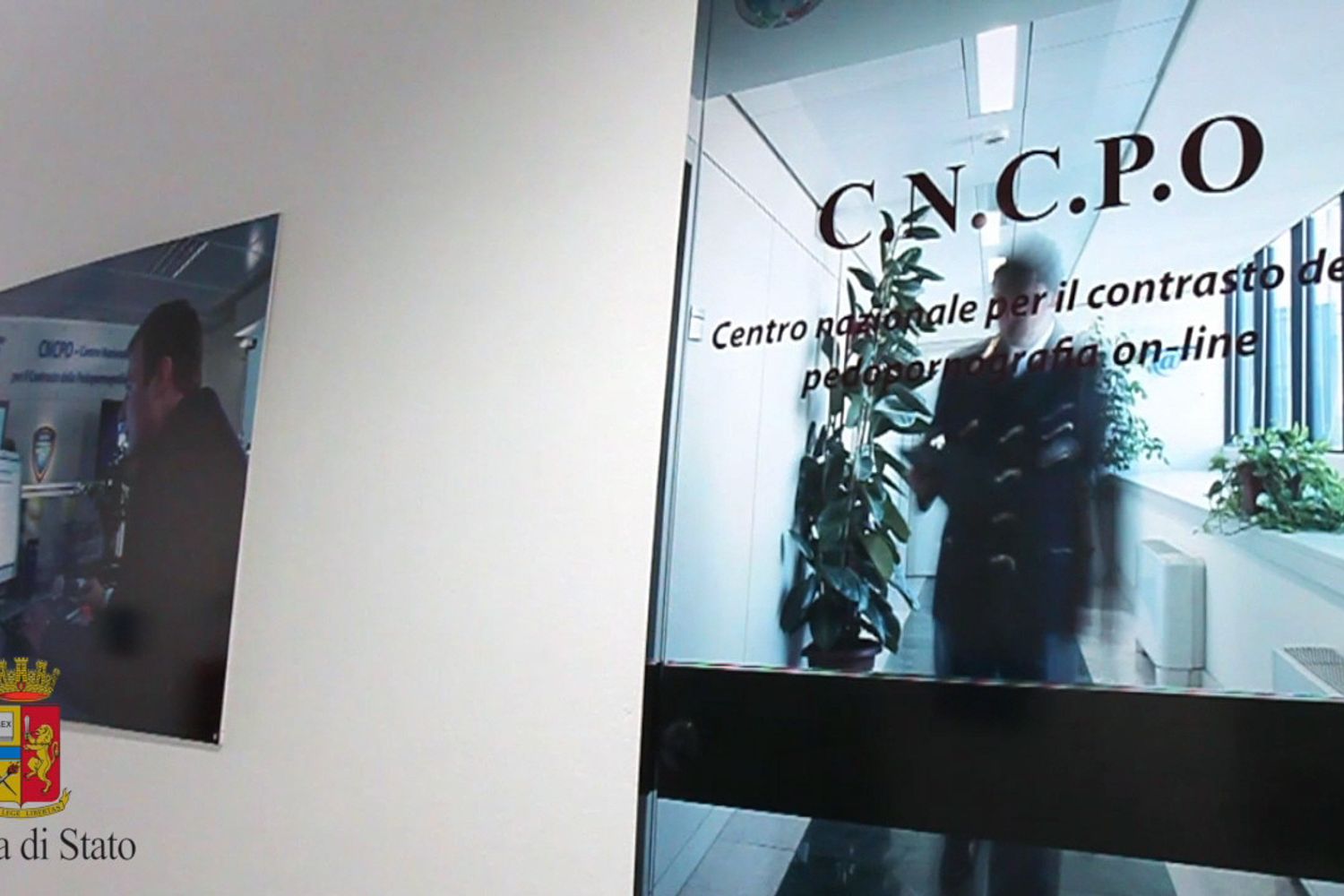 &nbsp;blitz polizia di stato pedofilia centro antipedofilia