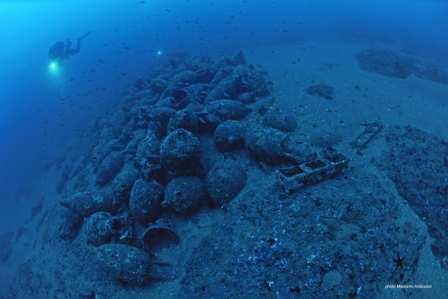 Relitto Acitrezza - foto Massimo Ardizzoni