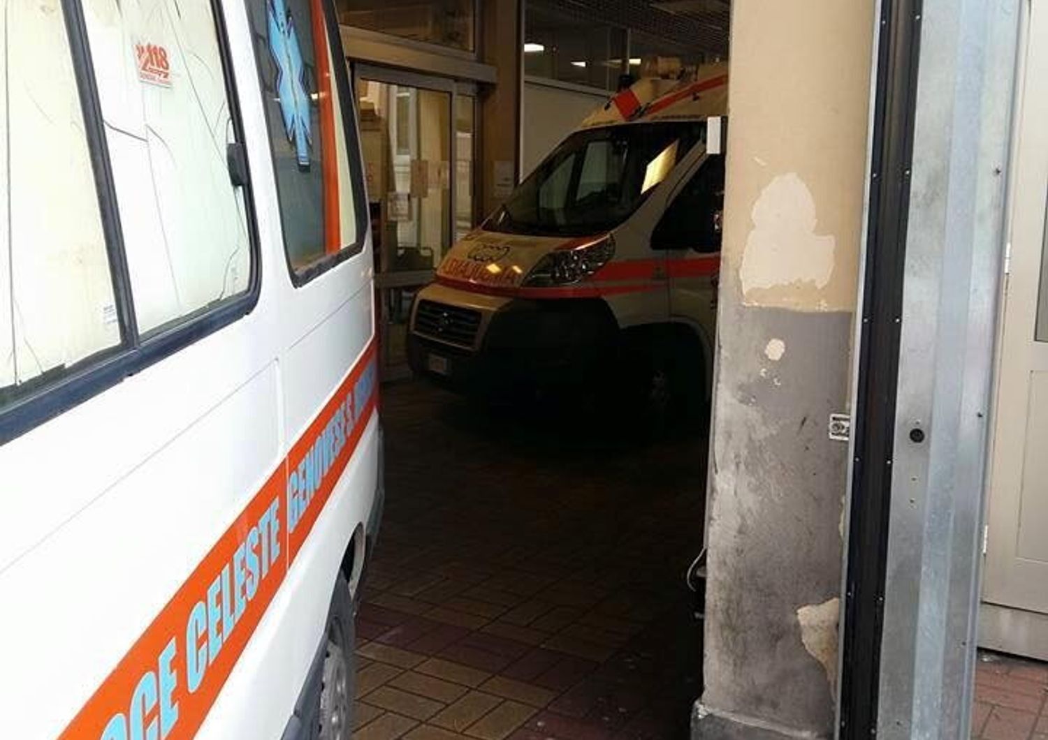 &nbsp;ambulanza 118 pronto soccorso ospedale