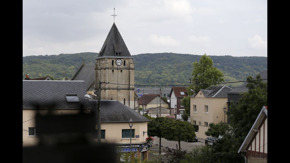 &nbsp;Uno dei due assalitori era uscito di prigione e indossava braccialetto elettronico