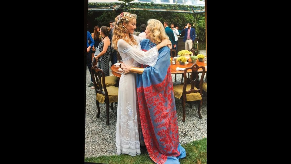 Nel 2000 viene nominata cittadina onoraria in segno di lotta alla camorra&nbsp;