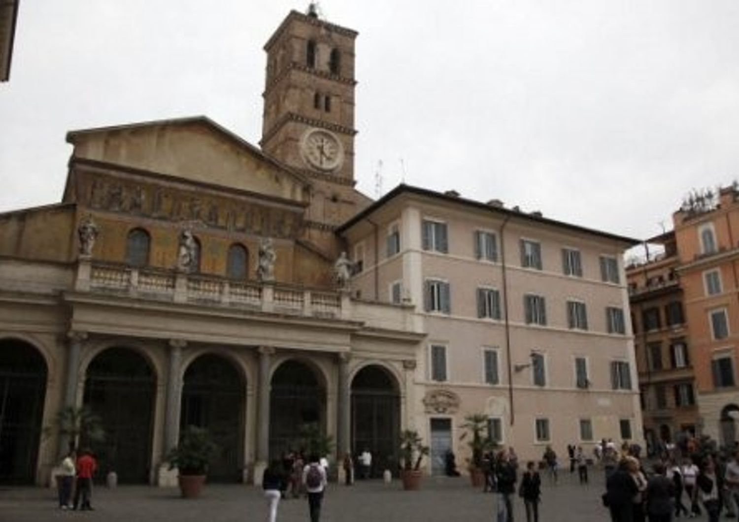 &nbsp;santa maria in trasteveresanta-maria-in-trasteverechiesa