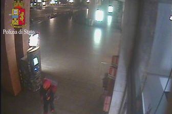 &nbsp;Polizia arresta turco con machete in stazione di santa lucia a venezia