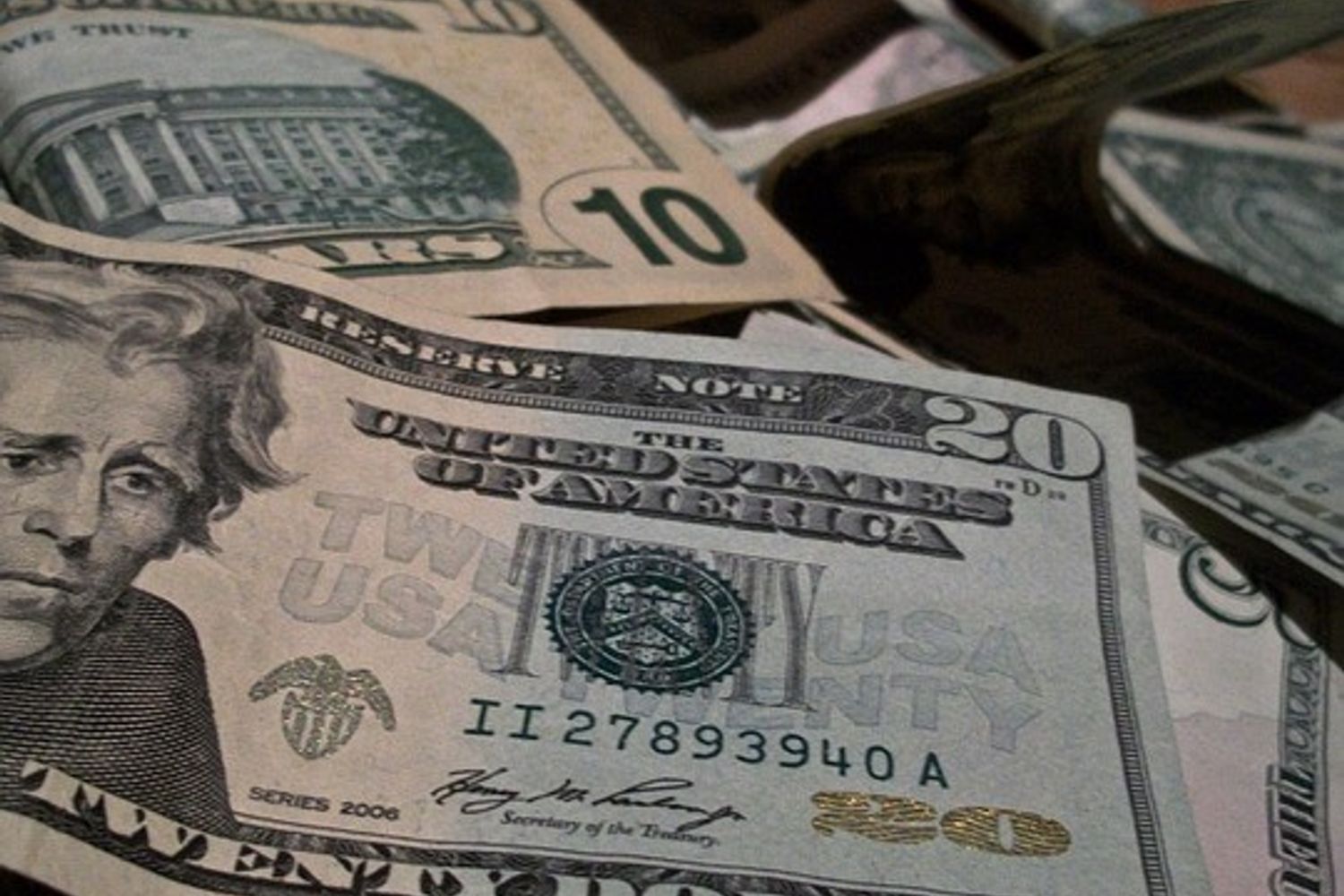 Dollaro (foto pixaby)