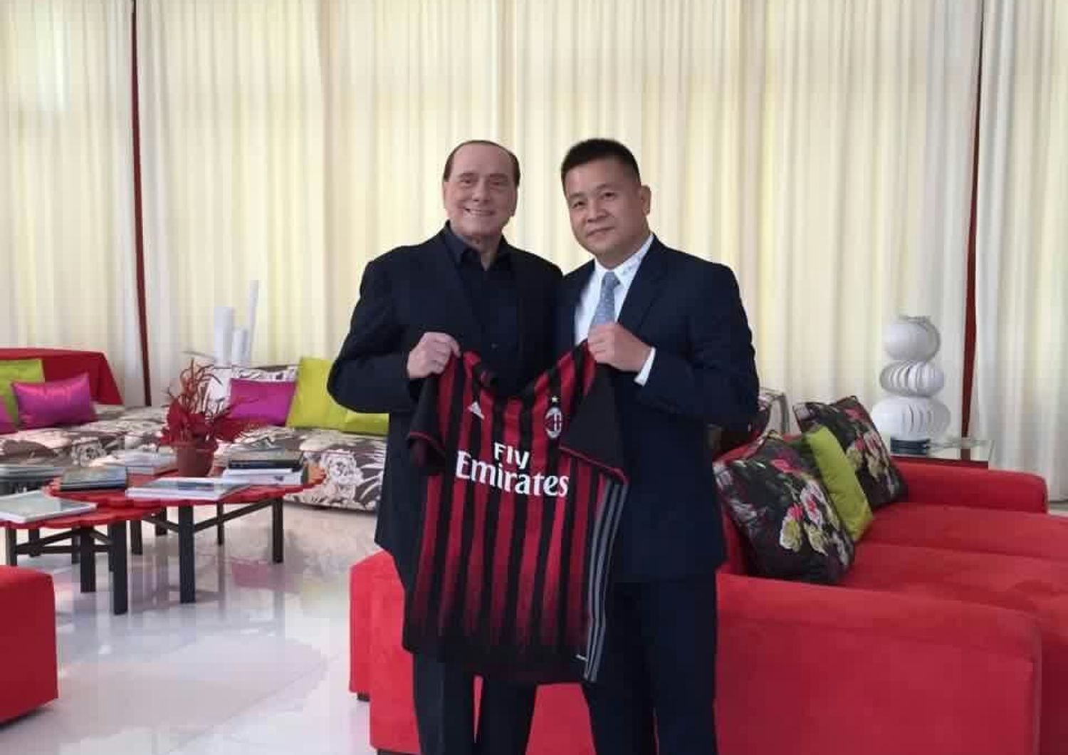 &nbsp;E' ufficiale il Milan diventa cinese