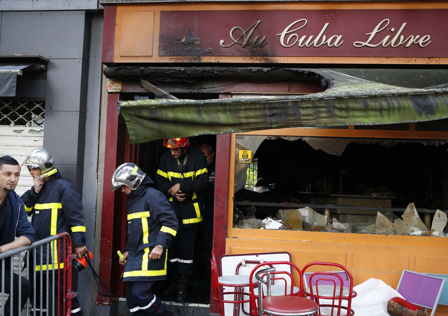 &nbsp;Incendio in un bar a Rouen