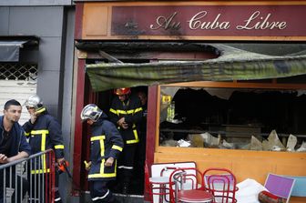 &nbsp;Incendio in un bar a Rouen