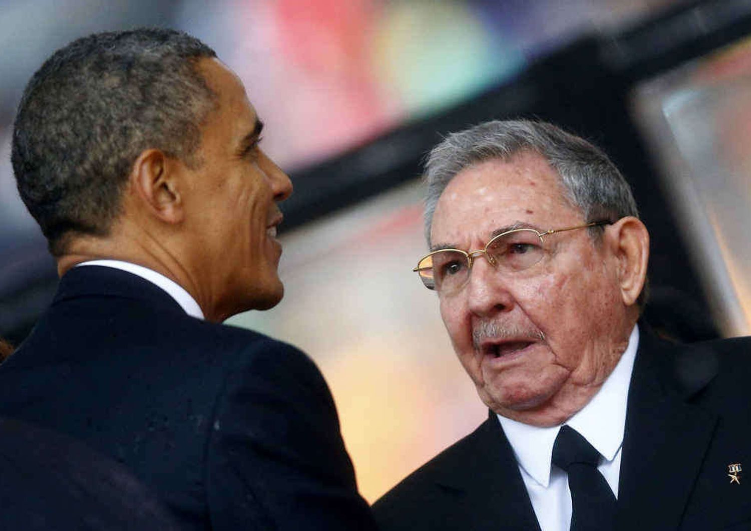 Usa-Cuba al via il disgelo, liberato Alan Gross detenuto da 5 anni.&nbsp;&nbsp;&nbsp;&nbsp;&nbsp;&nbsp;&nbsp;&nbsp; Messaggi Obama Raul Castro nel pomeriggio