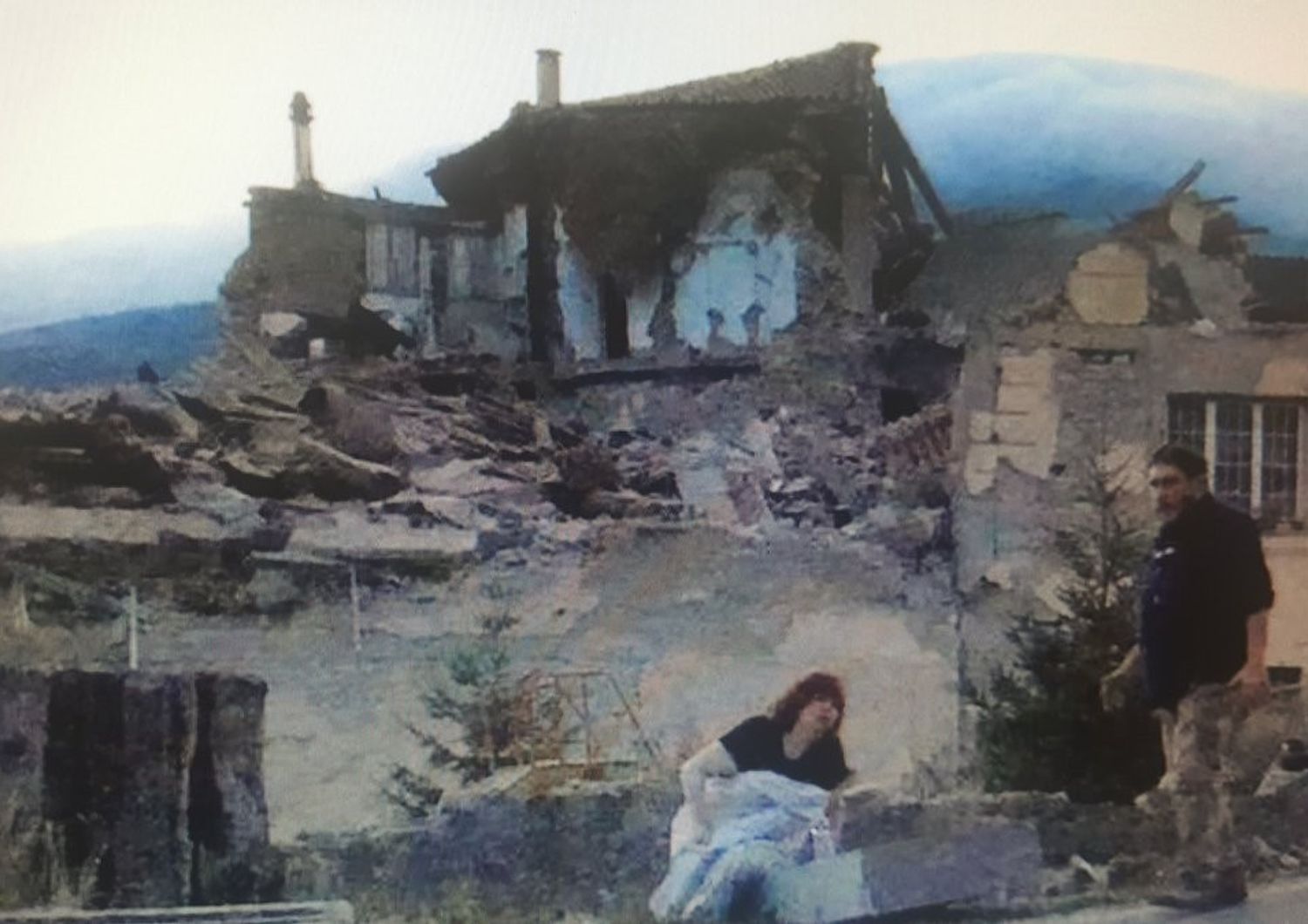Terremoto, ad Arquata del Tronto in corso evacuazione borgo