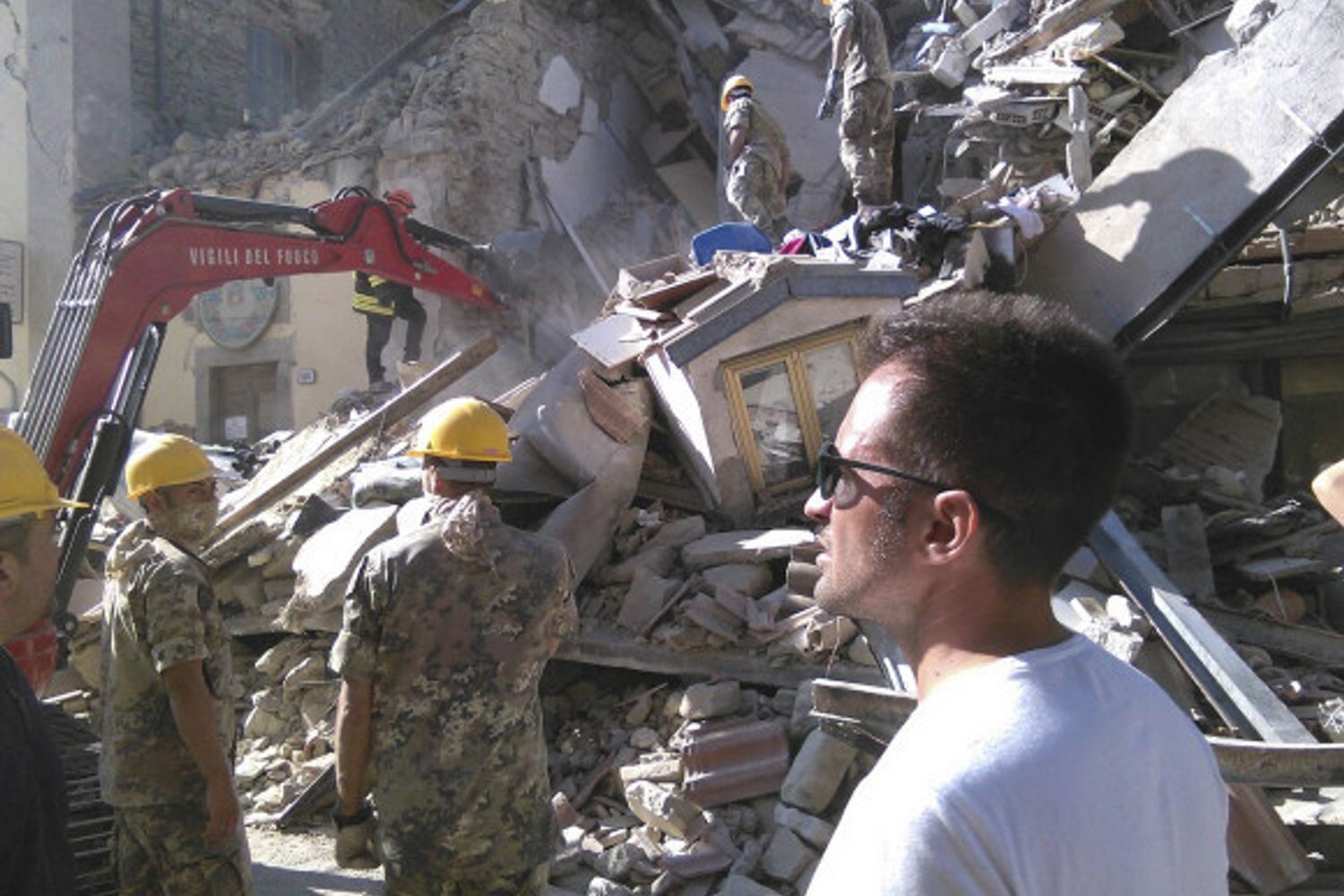 Sisma nel reatino, colpito il cuore dell'Italia (foto della Difesa)