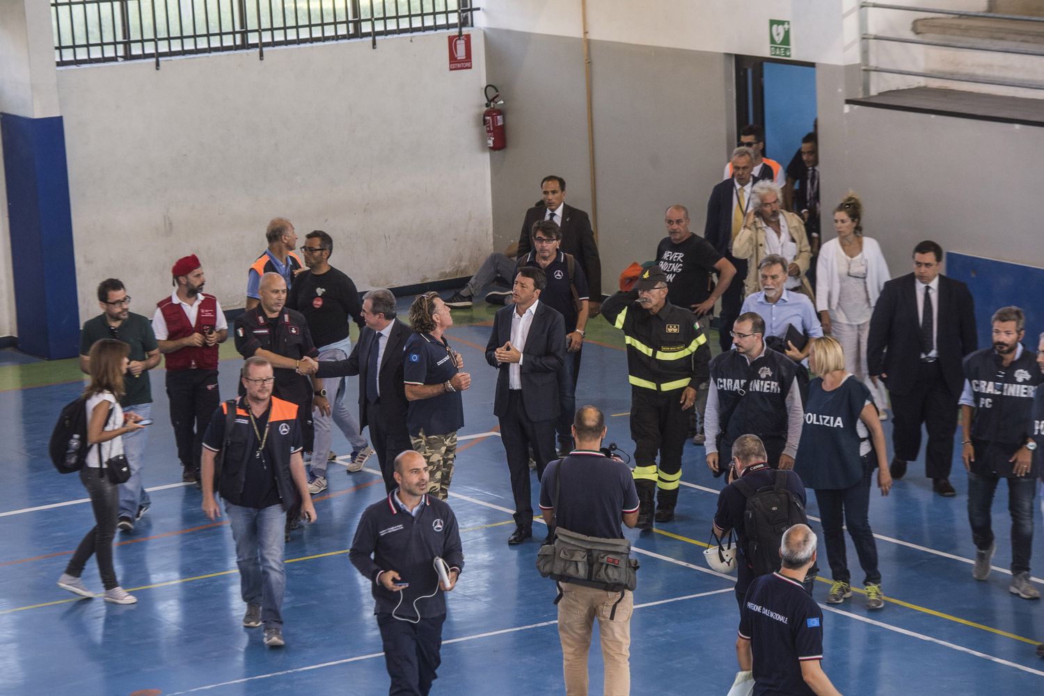 Palasport Amatrice terremoto Renzi