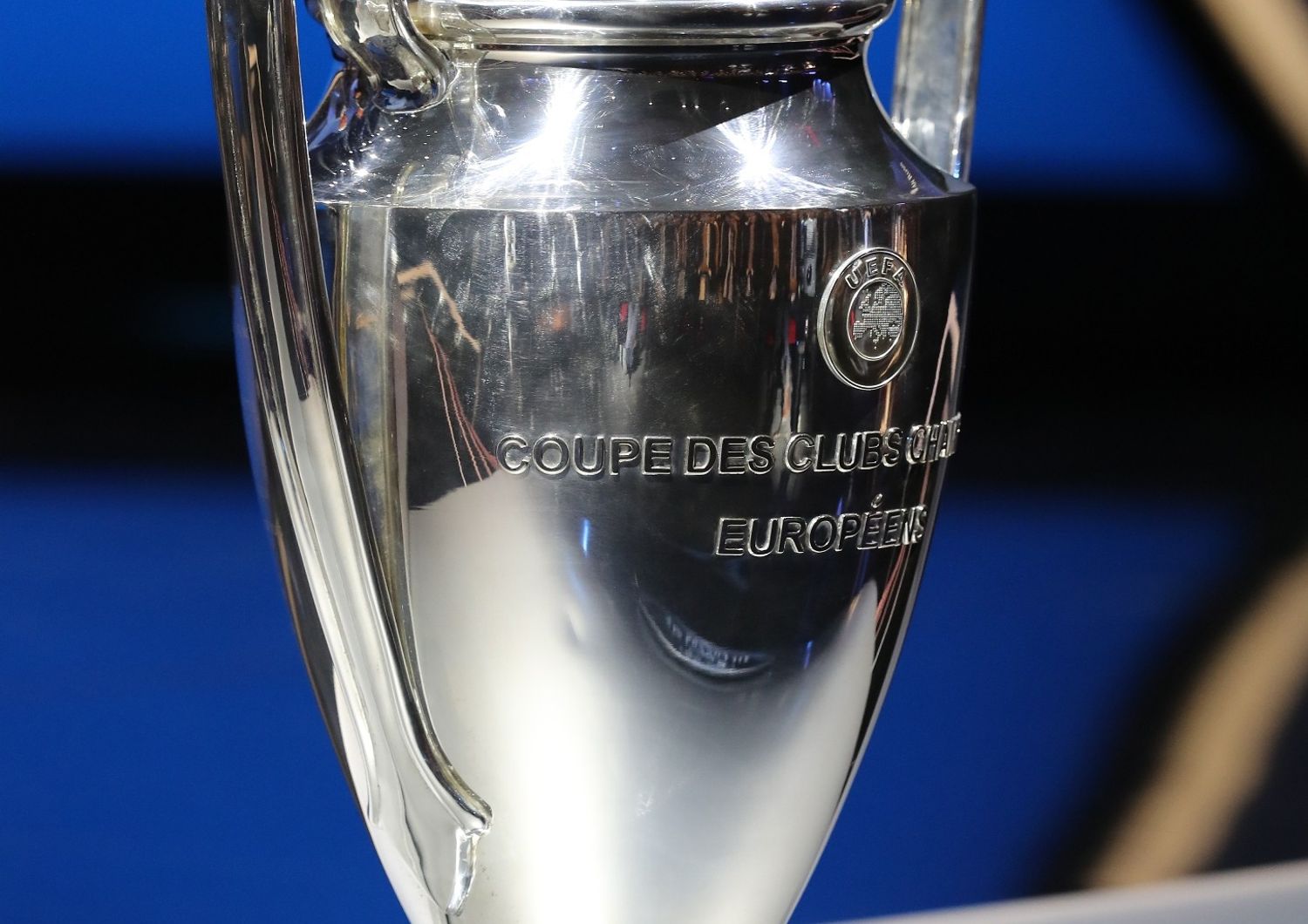 Champions League: la coppa dalle grandi orecchie