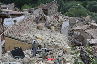 &nbsp; Corpo forestale terremoto sisma Amatrice Rieti macerie soccorsi scavi