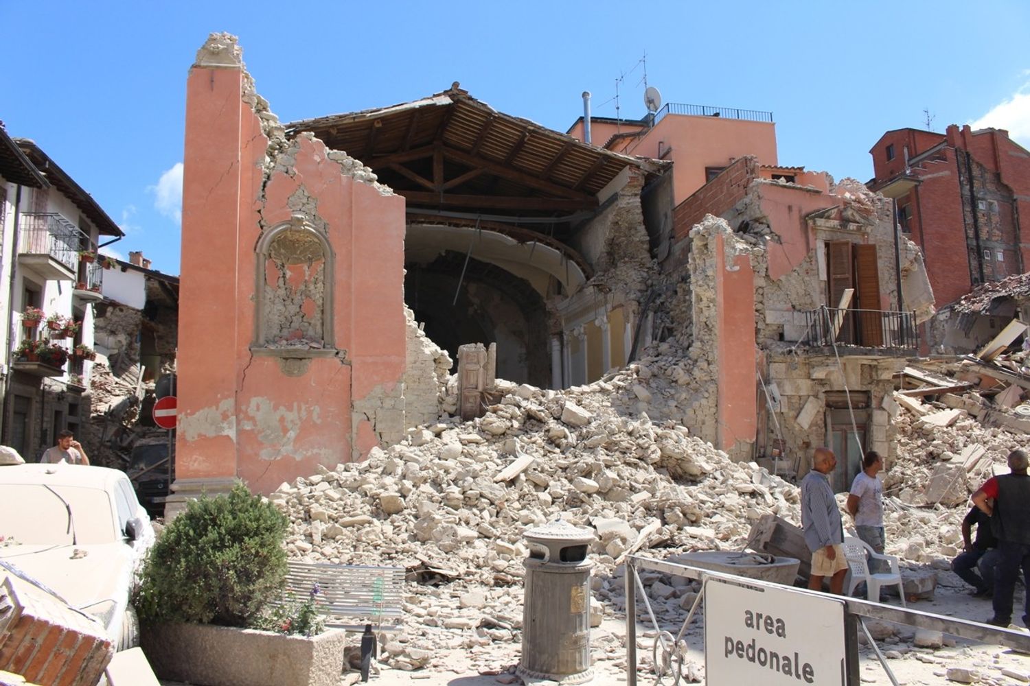 &nbsp;terremoto sisma centro italia amatrice rieti centro storico chiese monumenti crollati