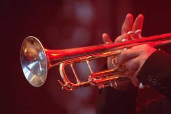 &nbsp;musica, musicista, strumento a fiato, suonare, tromba, trombettista