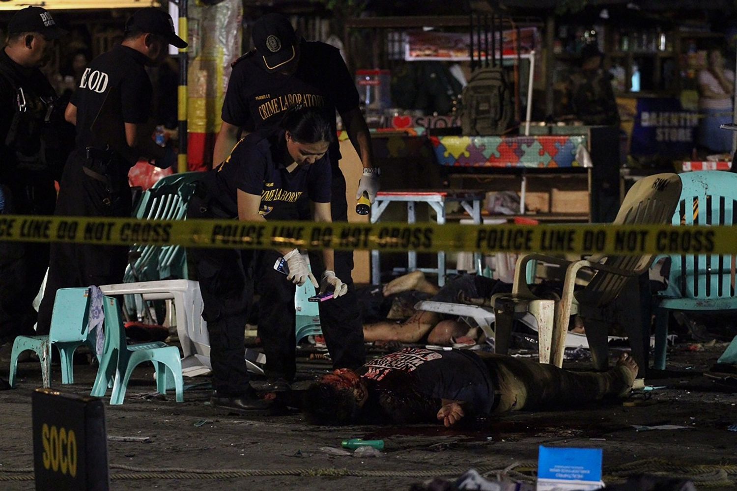 &nbsp;Filippine bomba esplosa in mercato a Davao &nbsp;- afp