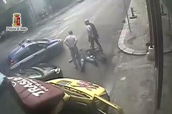 &nbsp;Assalto furgone sigarette