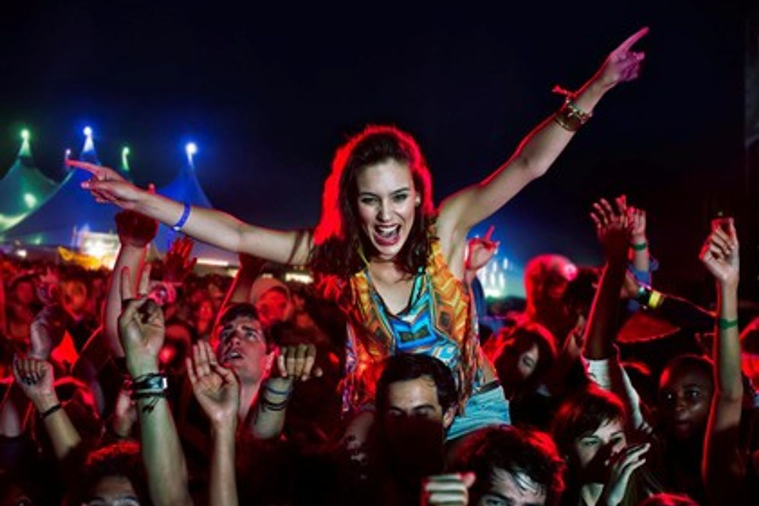 &nbsp;Ascoltare musica ballare