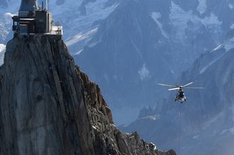 Aiguille du Midimontagnachamonixelicottero (afp)