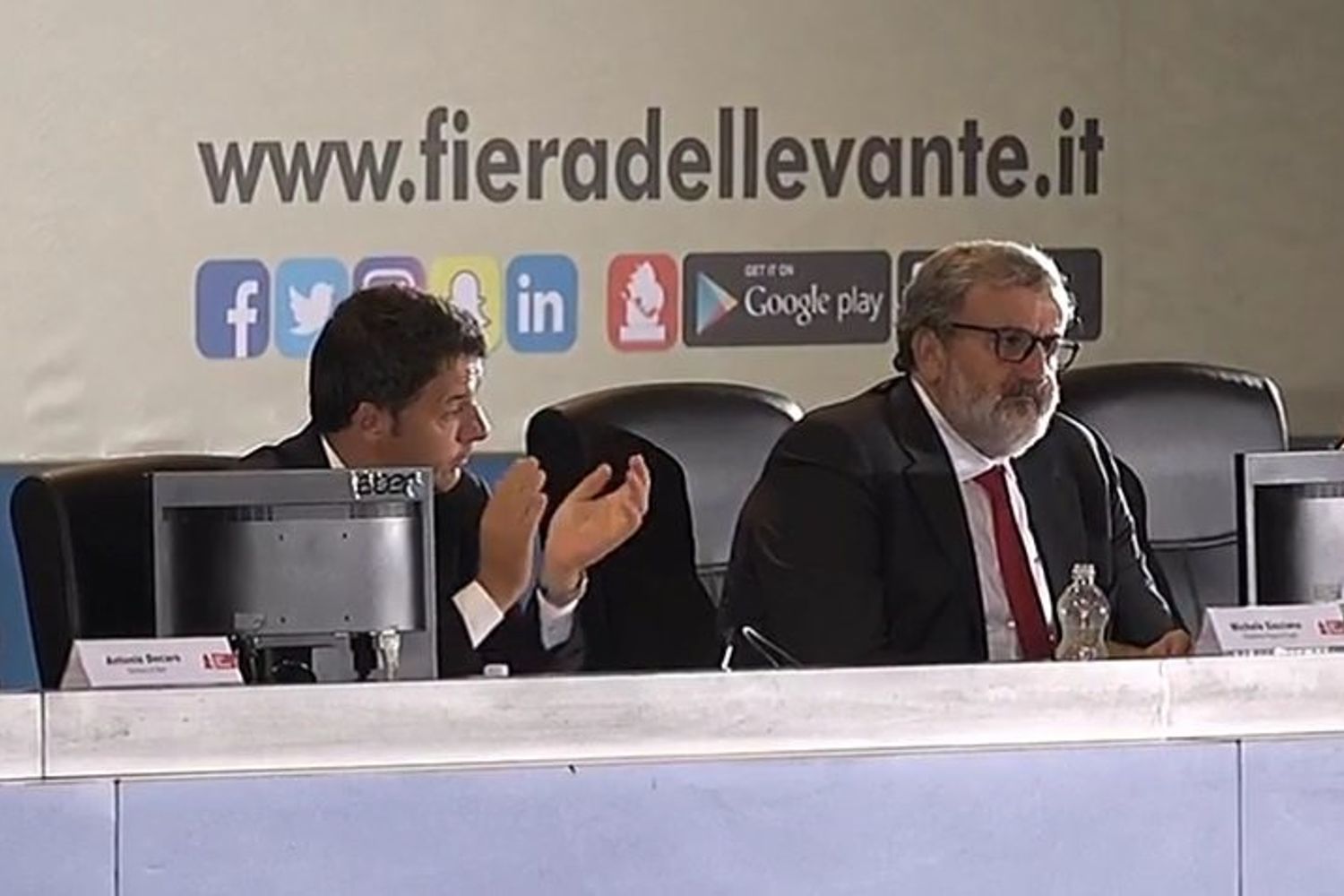 &nbsp;Renzi fiera del levante - twitter