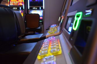 slot machine  video giochi dipendenza