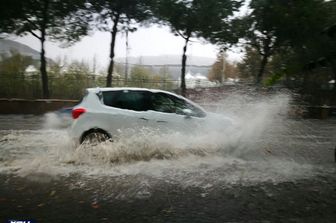 Pioggia temporale nubifragio