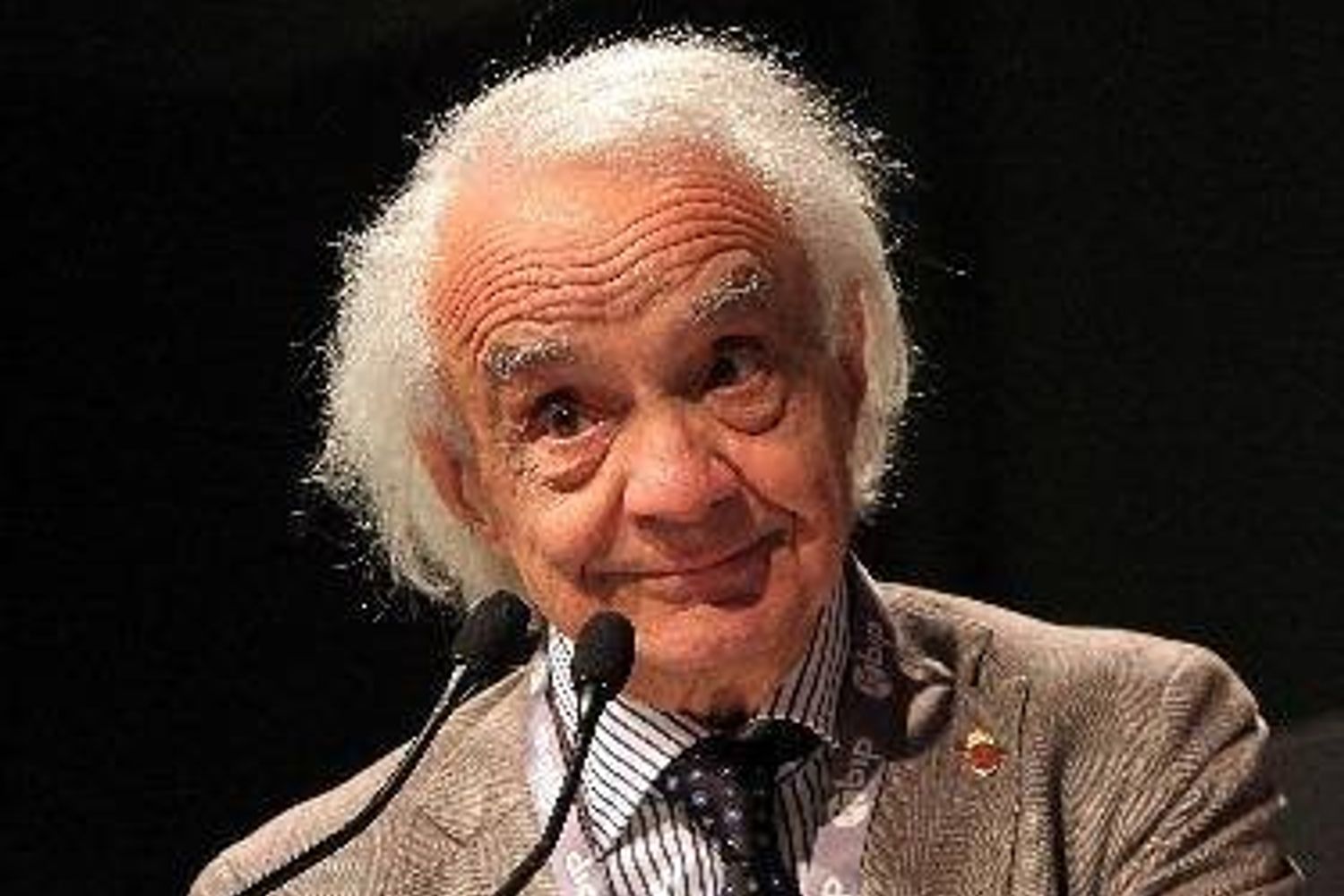 &nbsp;Antonino Zichichi