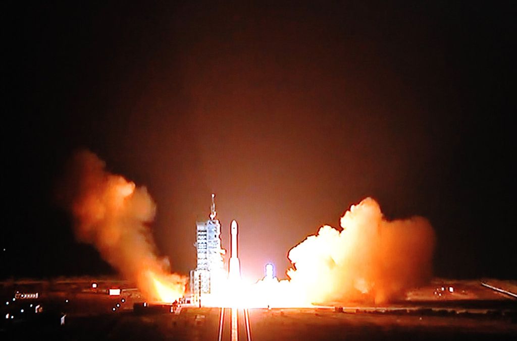 Cina - Lancio stazione spaziale Tiangong-2 dalla&nbsp;base di Jiuquan (Afp)