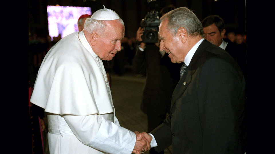 1 ottobre 1999, Carlo Azeglio Ciampi presidente della Repubblica incontra in Vaticano Giovanni Paolo II (Afp)&nbsp;