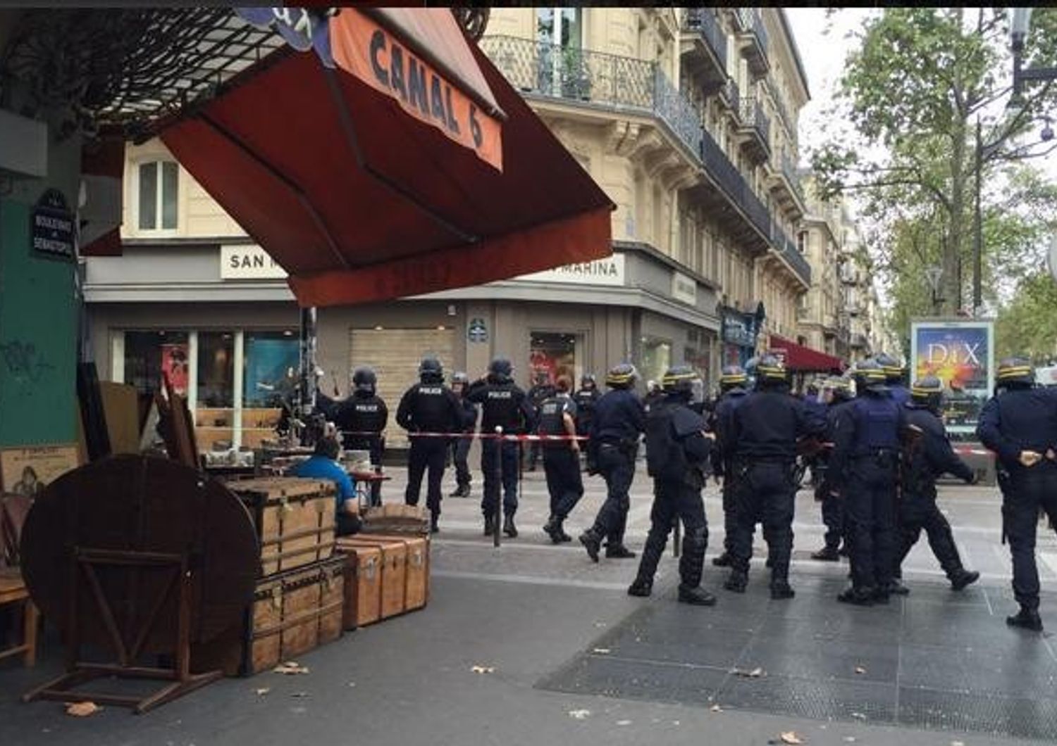 &nbsp;Parigi attacco terroristico a Saint Denis (twitter)