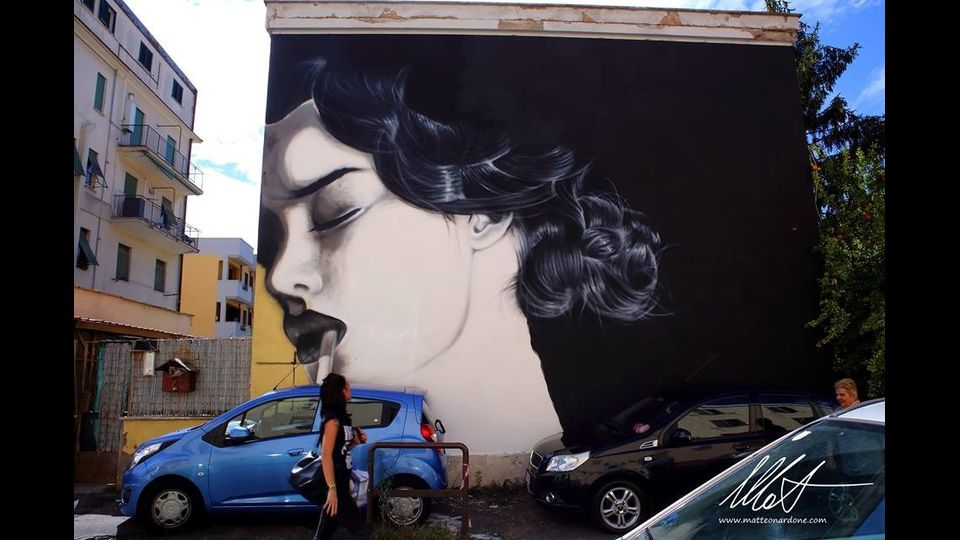 &nbsp;II edizione di Muracci Nostri a Primavalle, con oltre 50 nuove opere, finanziata con un crowdfunding online e donazioni di residenti. Quest&rsquo;anno la manifestazione &egrave; dedicata a Gian Maria Volont&egrave;&nbsp;&nbsp;