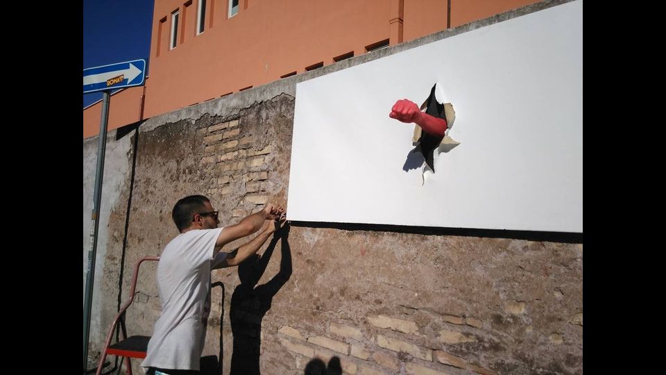 &nbsp;II edizione di Muracci Nostri a Primavalle, con oltre 50 nuove opere, finanziata con un crowdfunding online e donazioni di residenti. Quest&rsquo;anno la manifestazione &egrave; dedicata a Gian Maria Volont&egrave;&nbsp;&nbsp;