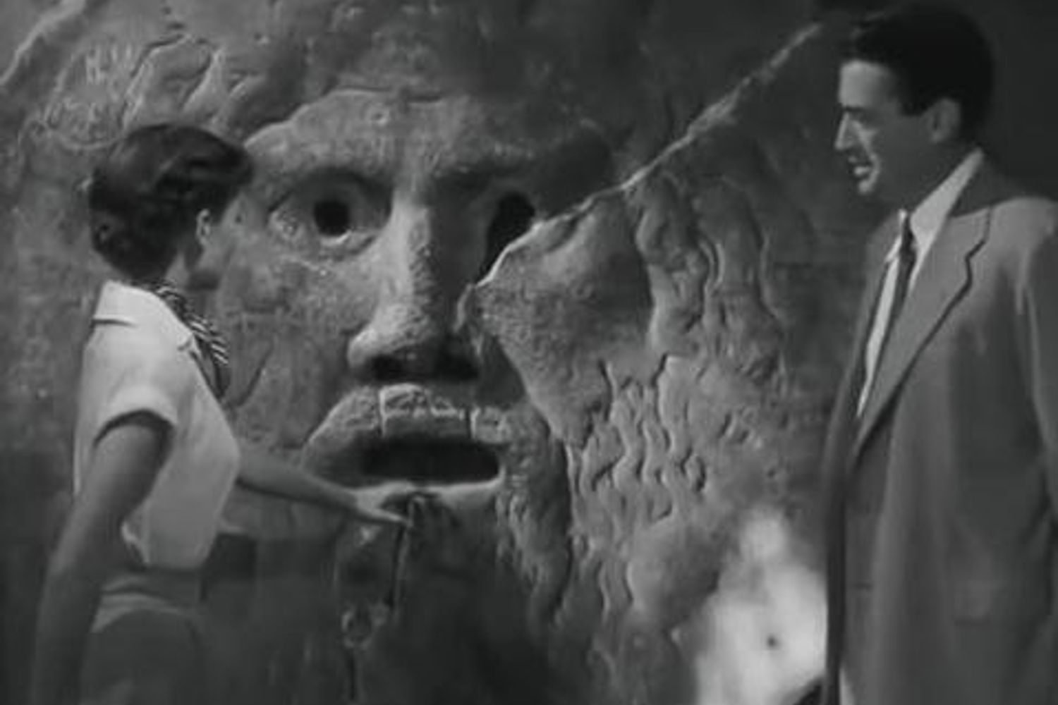 Gregory Peck e Audrey Hepburn in vacanze romane&nbsp;