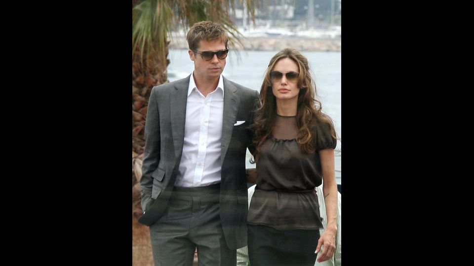 L'attore americano e co-produttore Brad Pitt e Angelina Jolie a Cannes nel 2007 alla presentazione del loro film 'A Mighty Heart' (Afp)