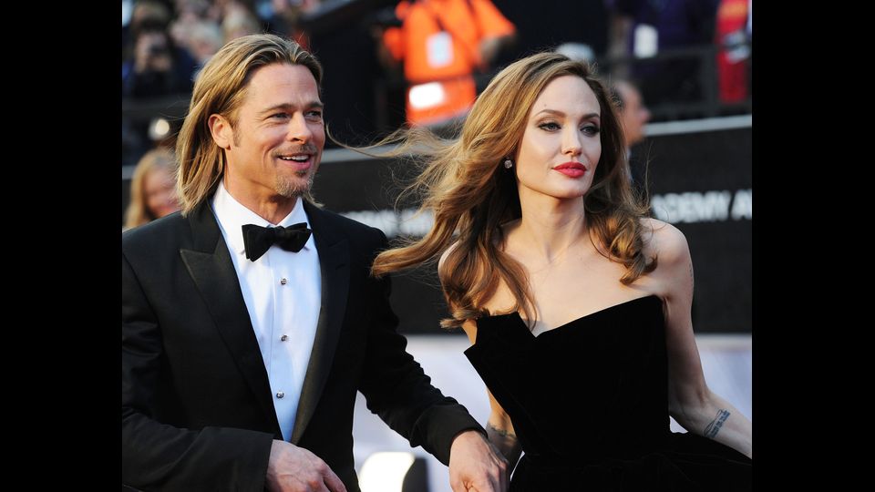 &nbsp;Angelina Jolie e Brad Pitt nel 2012 (Afp)