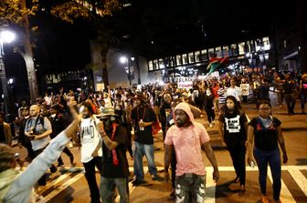 &nbsp;Proteste e scontri a Charlotte North Caroline