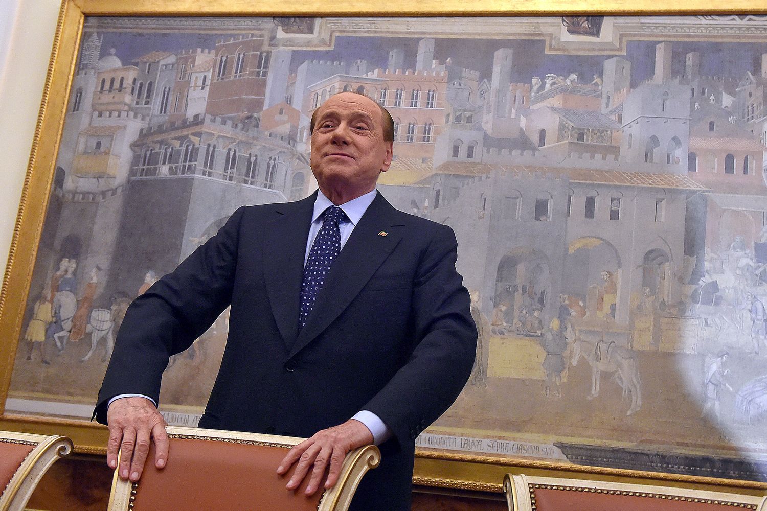 Dalla gavetta ai 12 anni al governo, le mille vite di Silvio Berlusconi&nbsp;